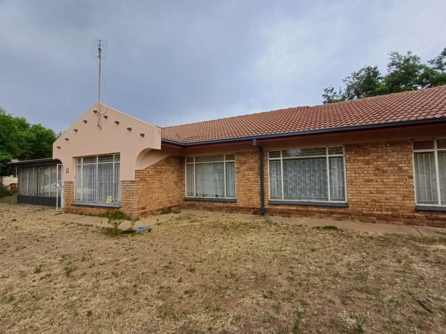 3 Bedroom Property for Sale in Flimieda North West